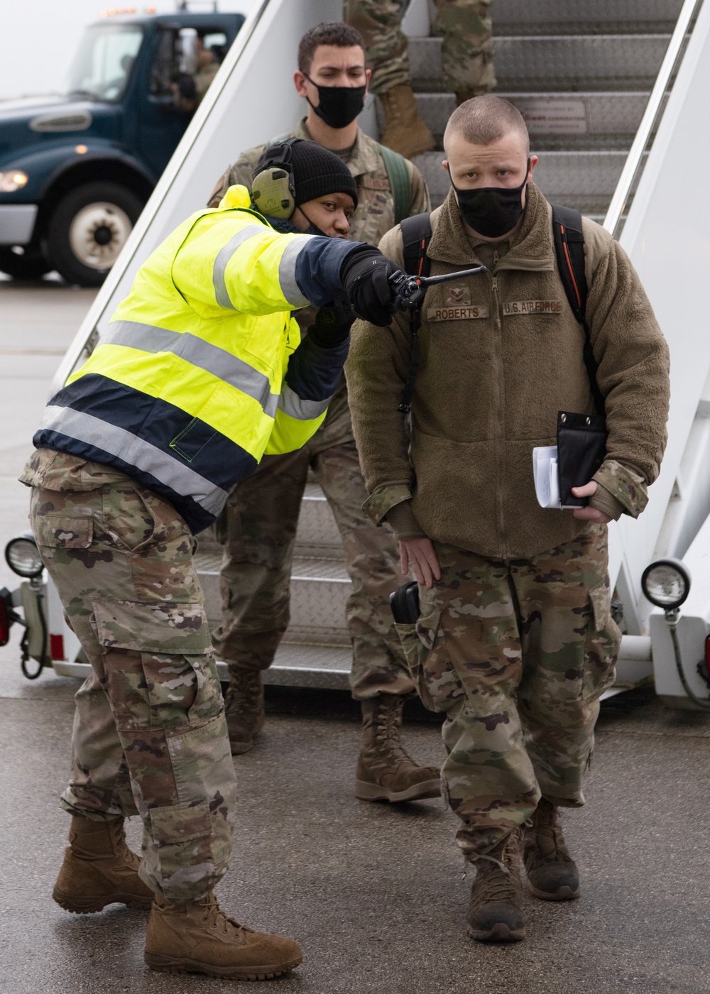 Airmen from Hill AFB arrive to Spangdahlem AB