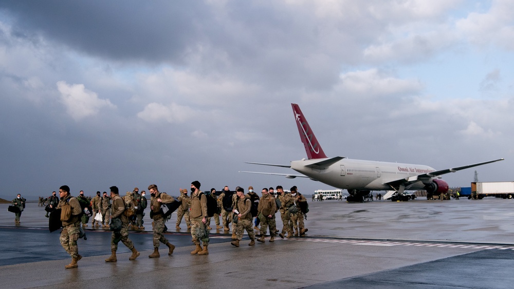 Airmen from Hill AFB arrive to Spangdahlem AB