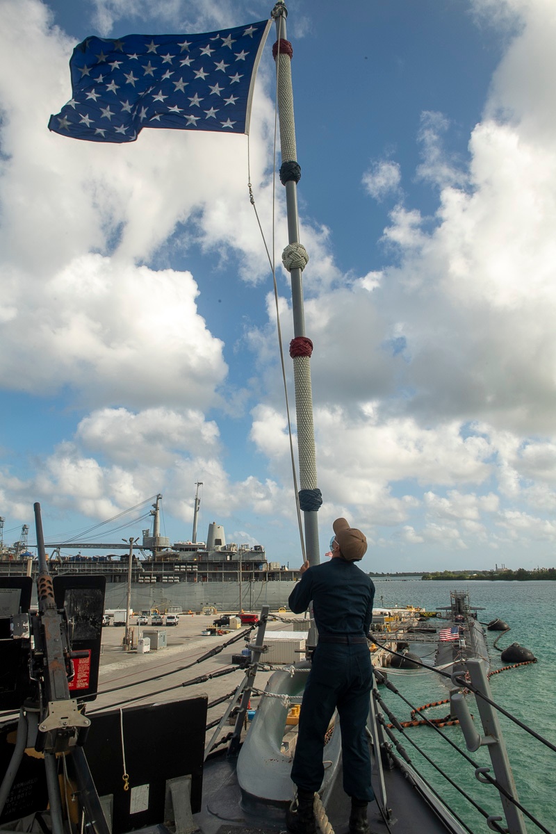 USS Sampson Guam Visit