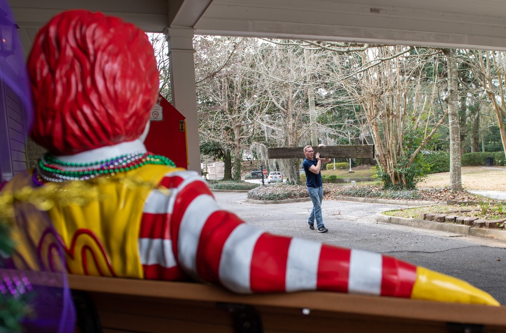 Sailors Volunteer at Ronald McDonald House During Mobile Navy Week