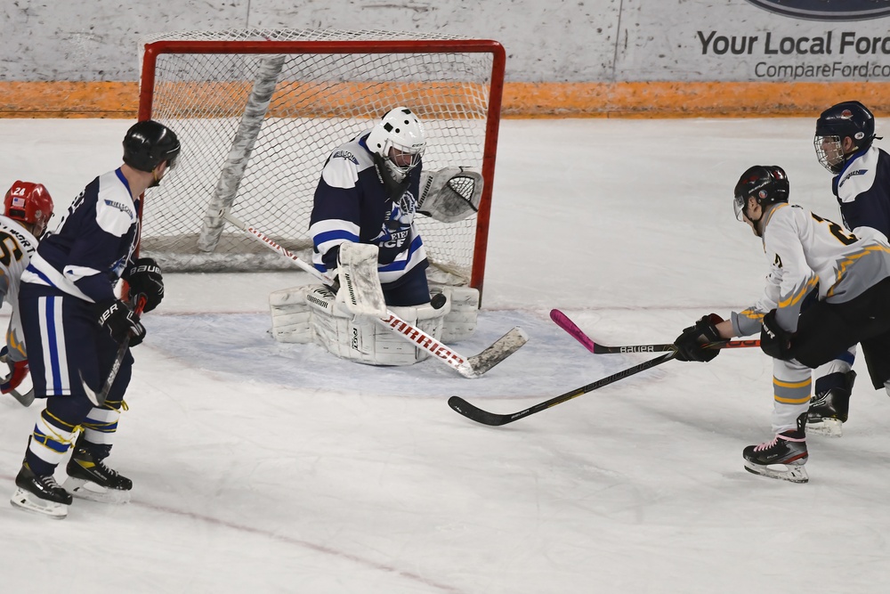 Arctic Warriors top Icemen 6-2 in Army vs Air Force hockey