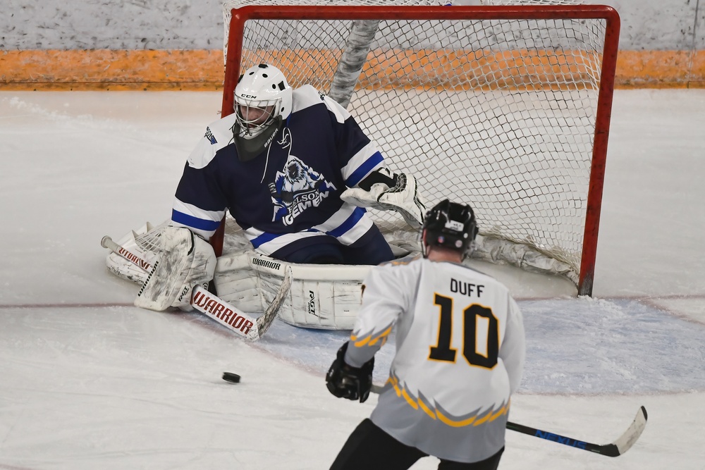 Arctic Warriors top Icemen 6-2 in Army vs Air Force hockey