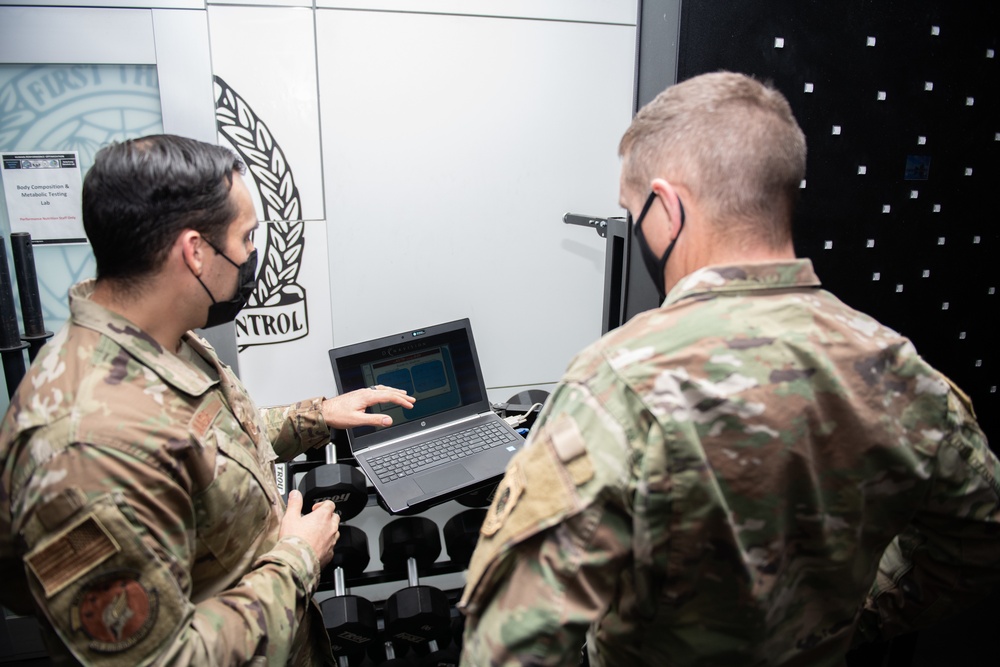 STARCOM Senior Leadership Visit to SWTW Feb. 16, 2022