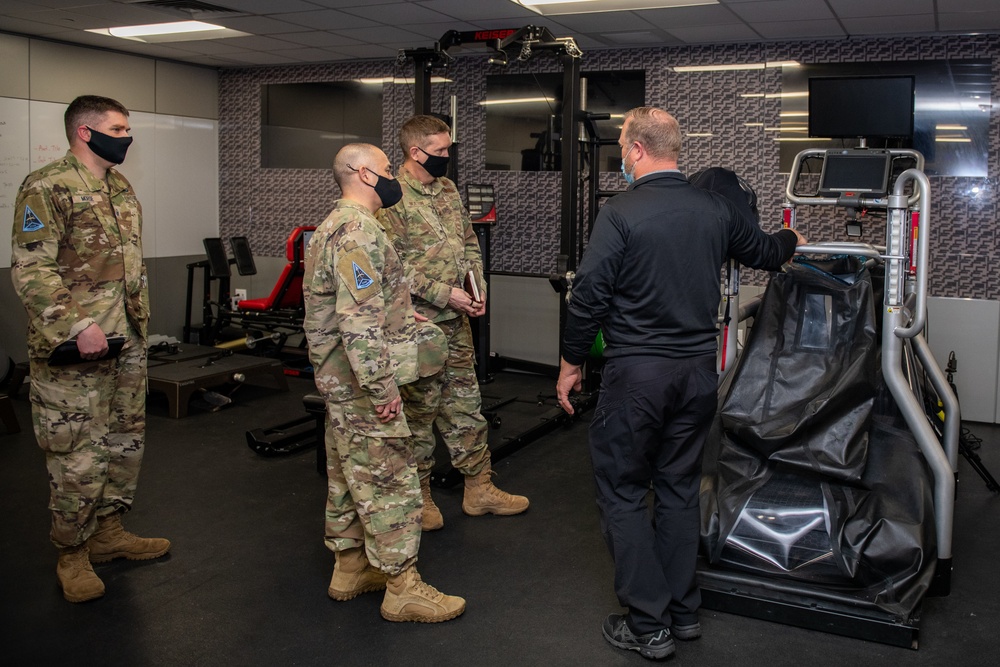 STARCOM Senior Leadership Visit to SWTW Feb. 16, 2022