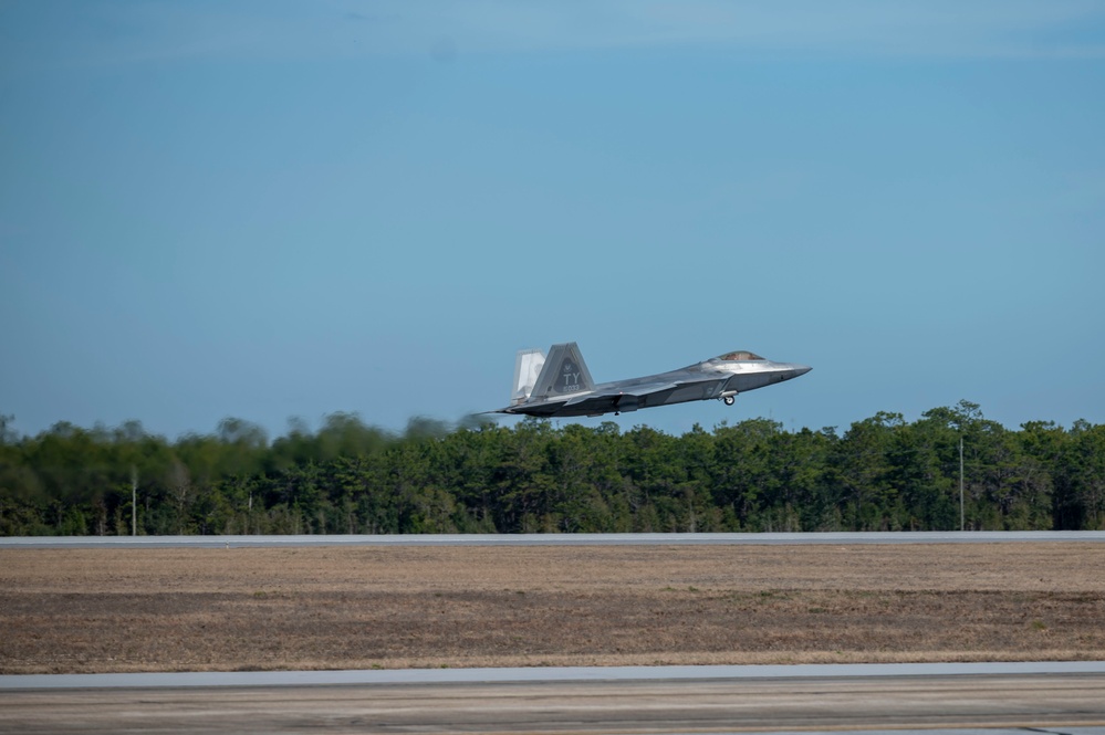 Learning to ride a Raptor; the 43d FS Mission