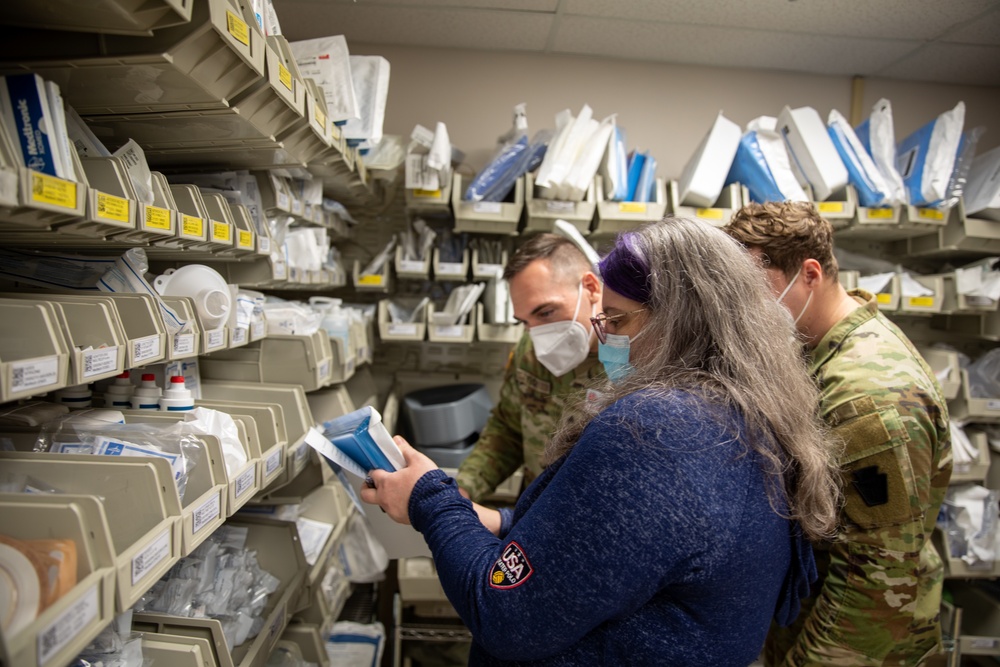 Soldiers assist Luminis Health Doctors Community Medical Center