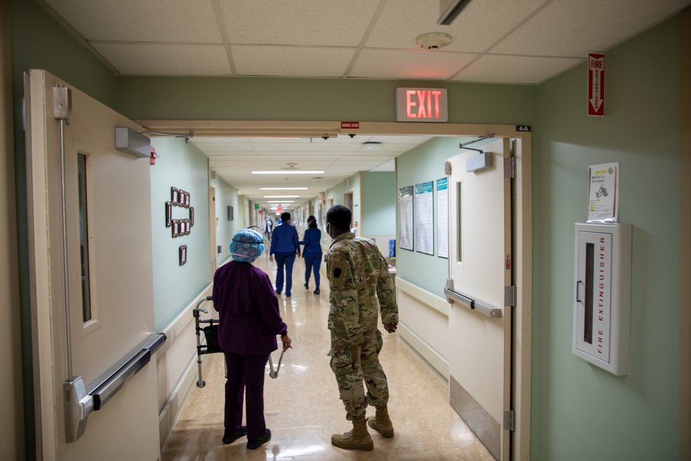 Soldiers assist Luminis Health Doctors Community Medical Center