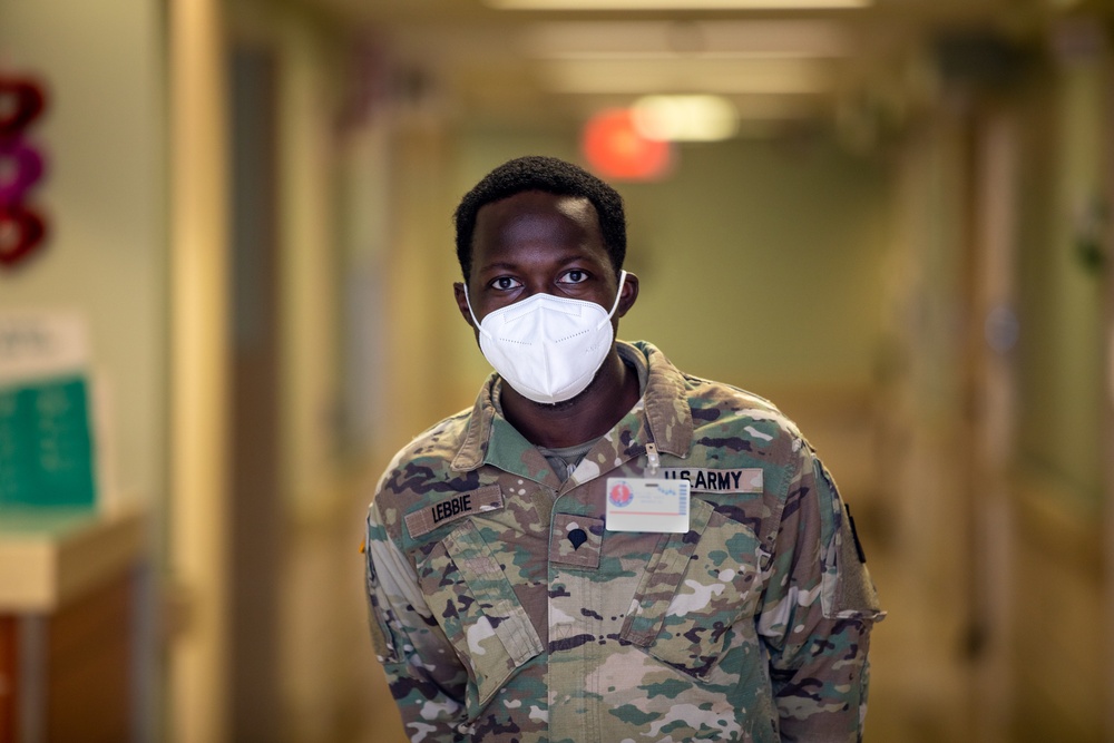 MD Guard Soldiers assist Luminis Health Doctors Community Medical Center