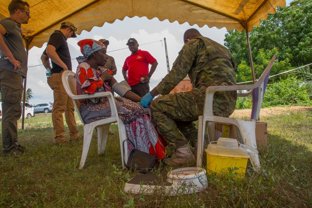 U.S. &amp; Dutch Civil Affairs: MEDCAP in Jacqueville