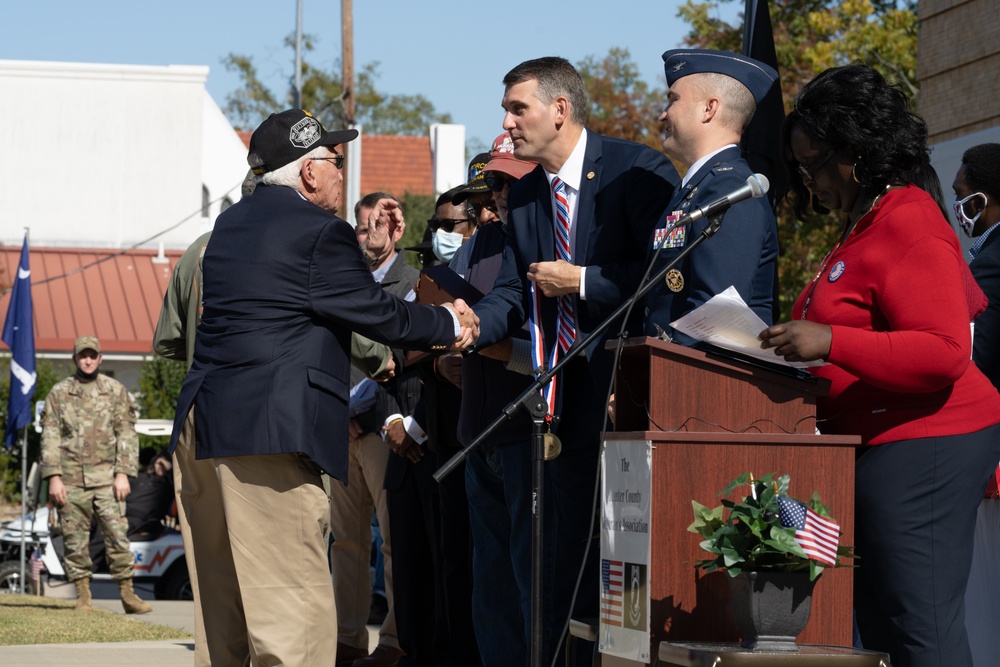 Sumter community celebrate veterans