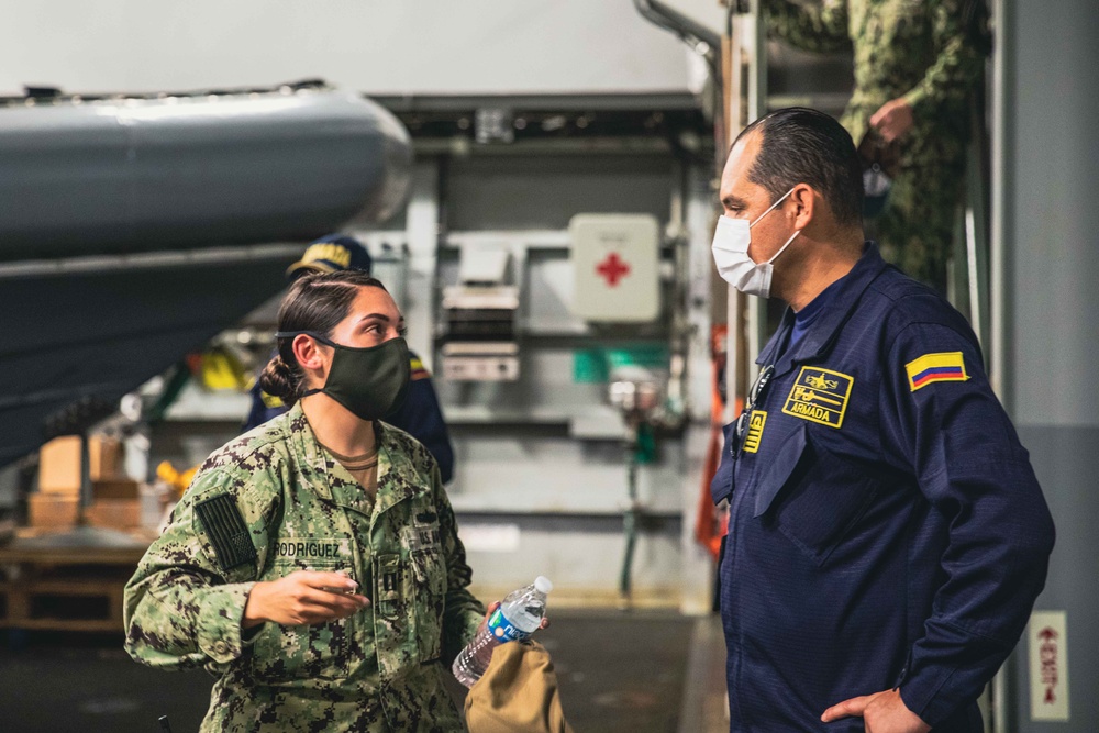 USS Billings Hosts Colombian Navy Sailors for a Tour of the Ship