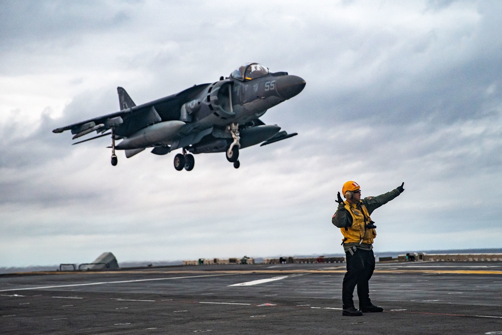 VMA-214, 11th MEU flight operations aboard USS Essex (LHD 2)