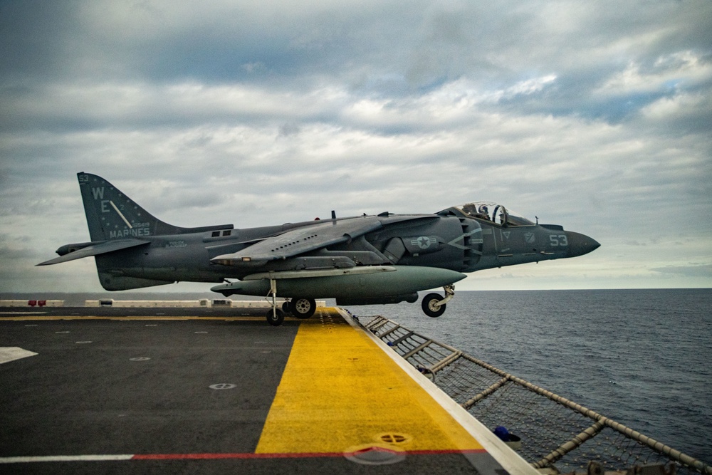 VMA-214, 11th MEU flight operations aboard USS Essex (LHD 2)