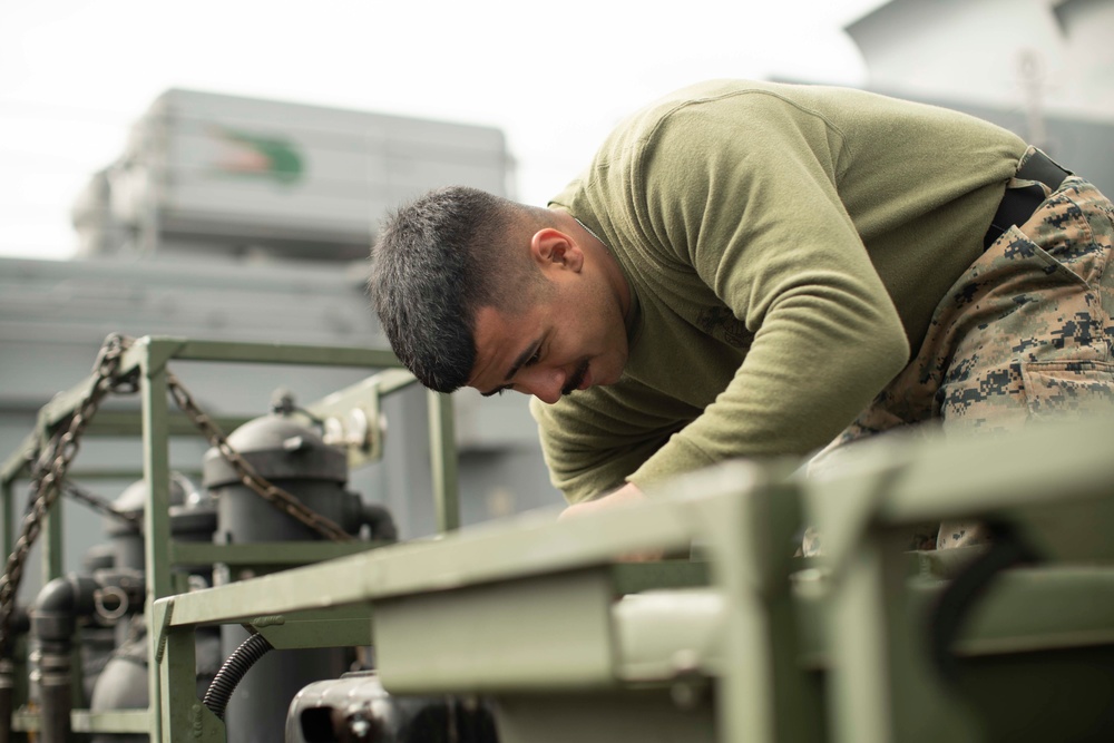 DVIDS - Images - CLB-11, 11th MEU Marines conduct water purification ...