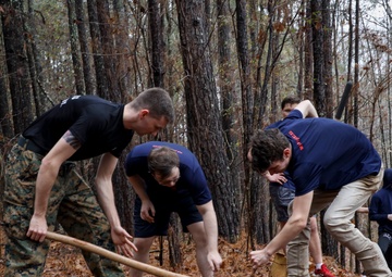 U.S. Marines and Poolees Volunteer at Local Animal Shelter