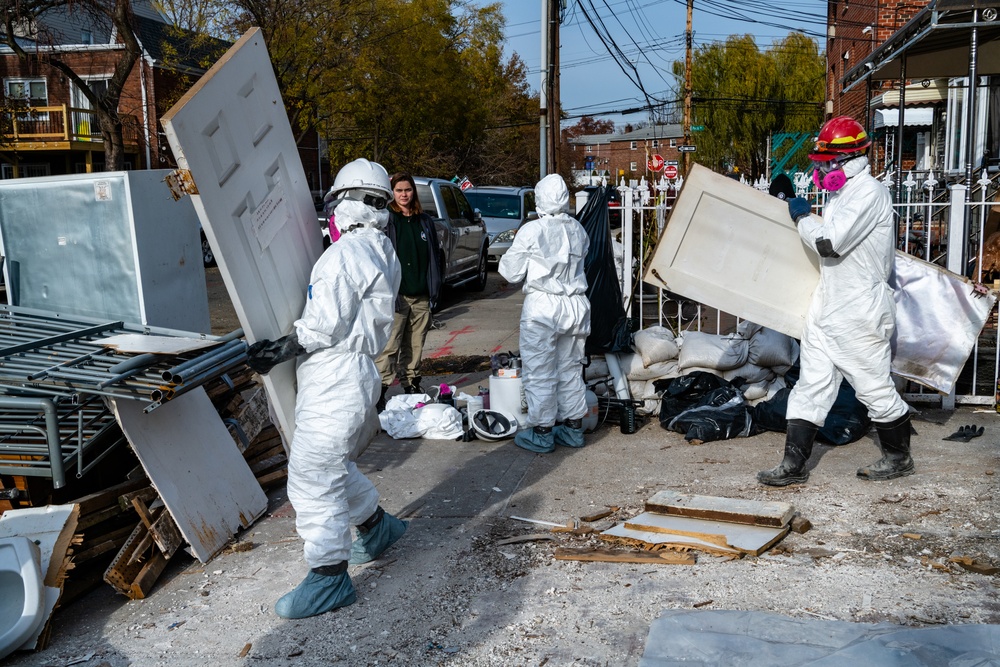 FEMA, AmeriCorps Help Residents Recover from Ida