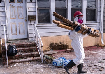 FEMA, AmeriCorps Help Residents Recover from Ida
