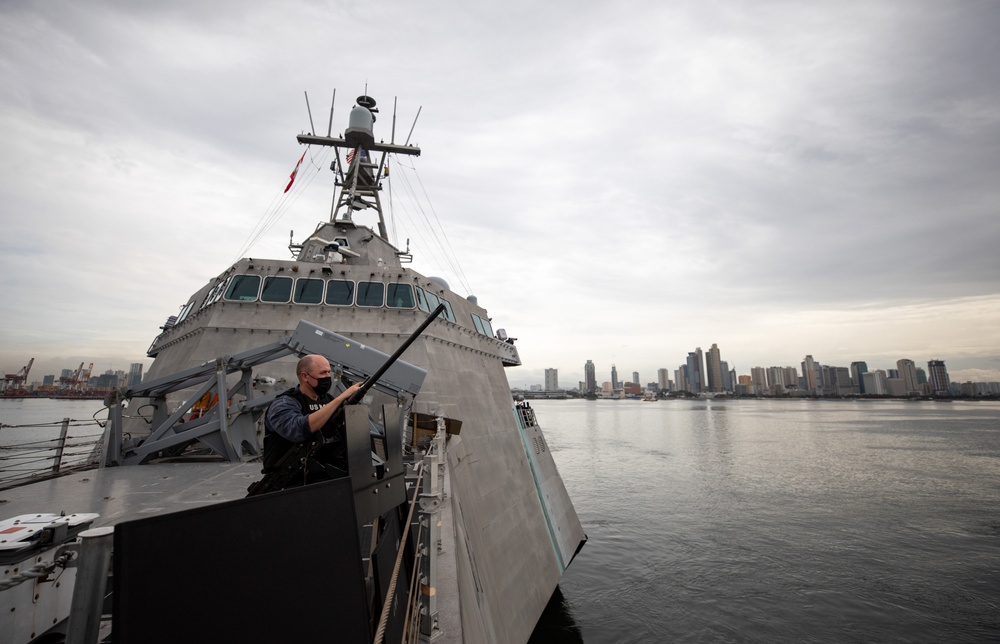 USS Tulsa Arrives at Manila, Philippines