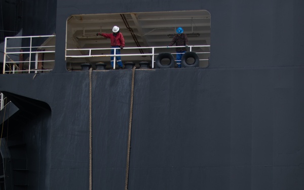 JGSDF and U.S. Navy Conduct V-22 logistical operations