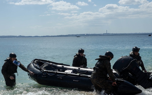 U.S. Marines with Combat Logistics Company Alpha conduct Jungle Warfare Training