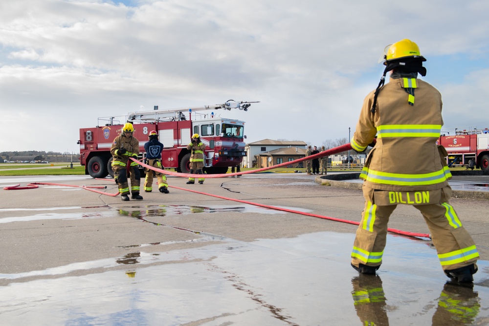 48th CES conducts aircraft live-burn training