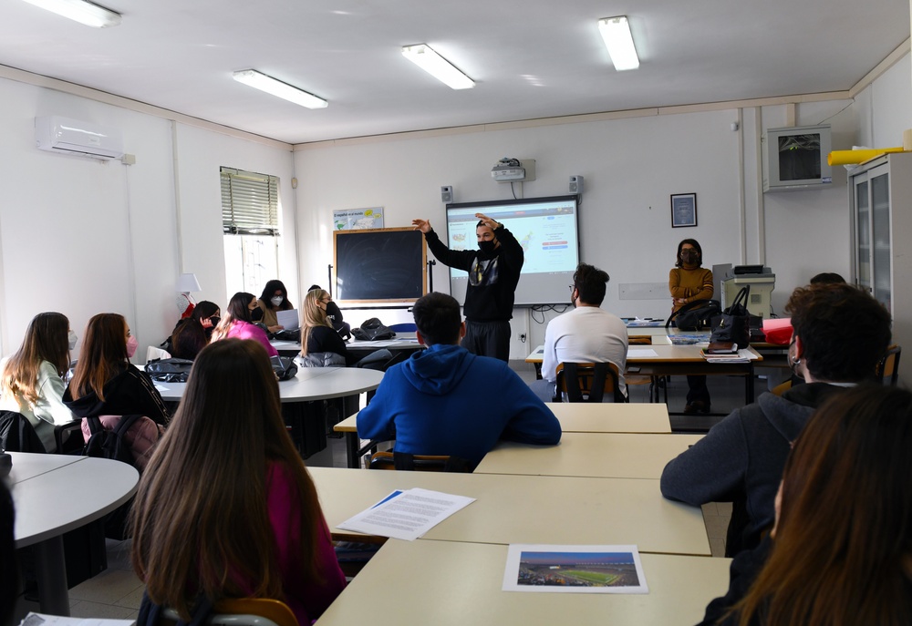 NSA NAPLES' COMMUNITY RELATIONS EVENT AT ITALIAN HIGH SCHOOL