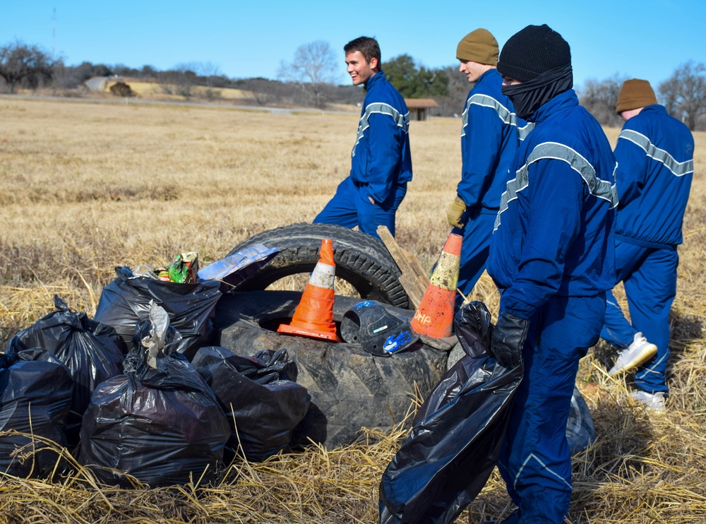 Airmen revitalize JBSA parks