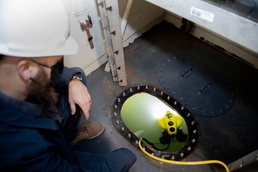 ROV Makes A Splash Aboard USS Iwo Jima