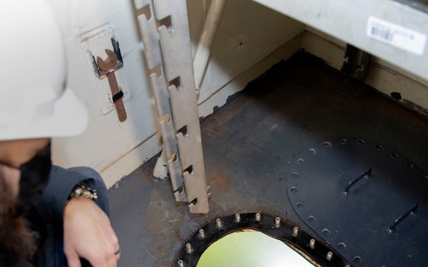 ROV Makes A Splash Aboard USS Iwo Jima