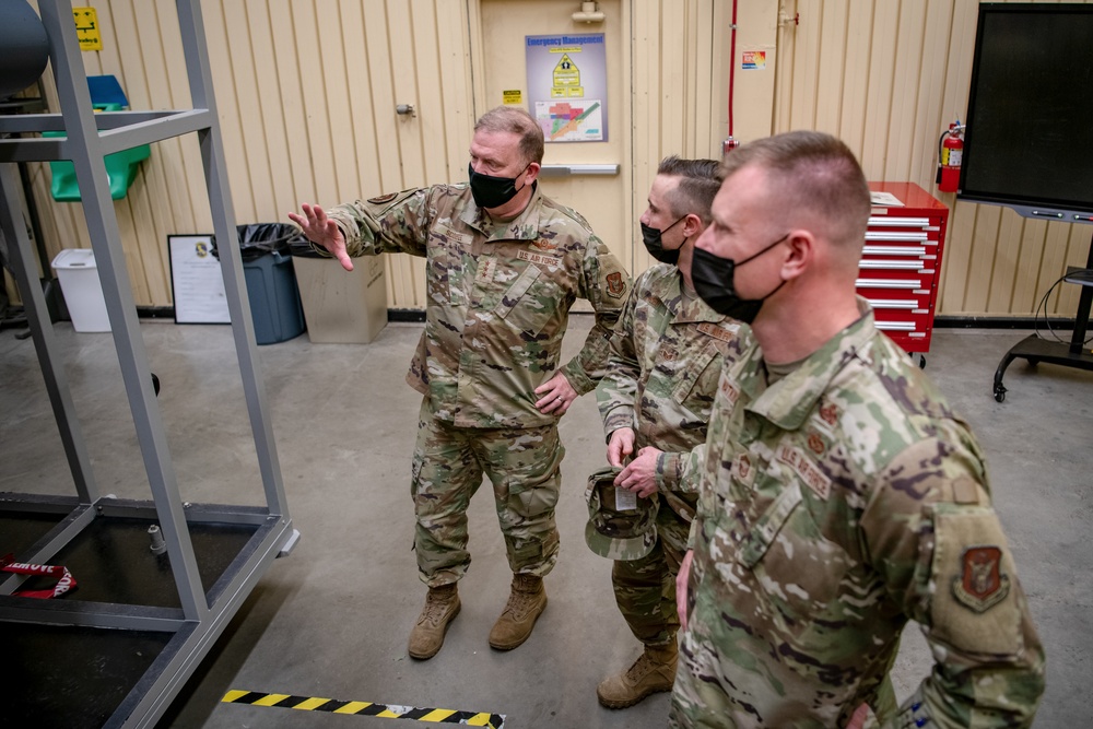 Lt. Gen. Richard W. Scobee visits Travis Air Force Base, CA