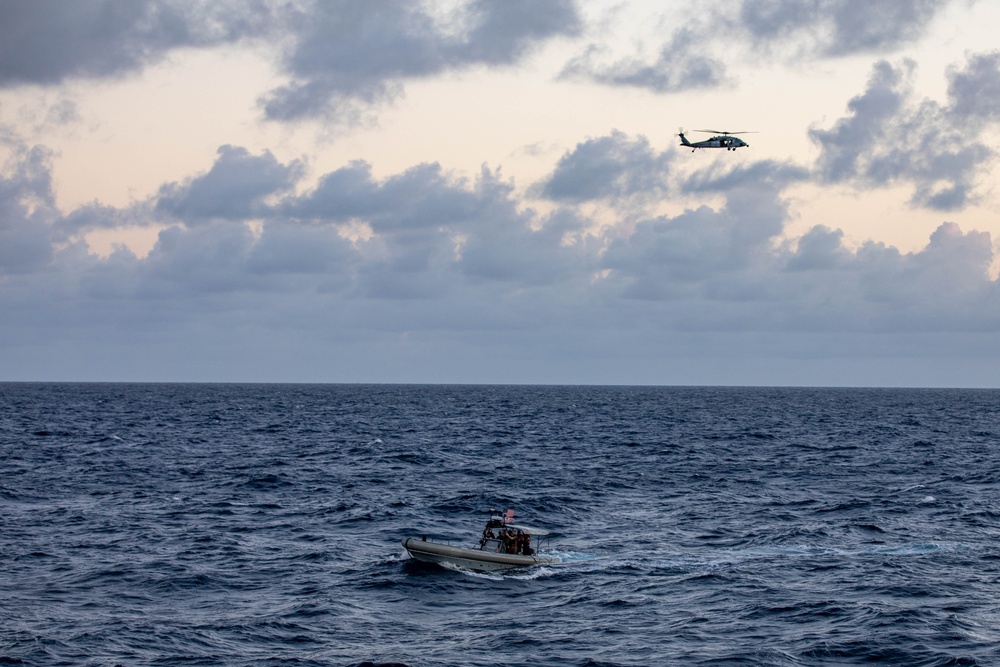 USS Milwaukee Conducts AUF/SUF Exercise