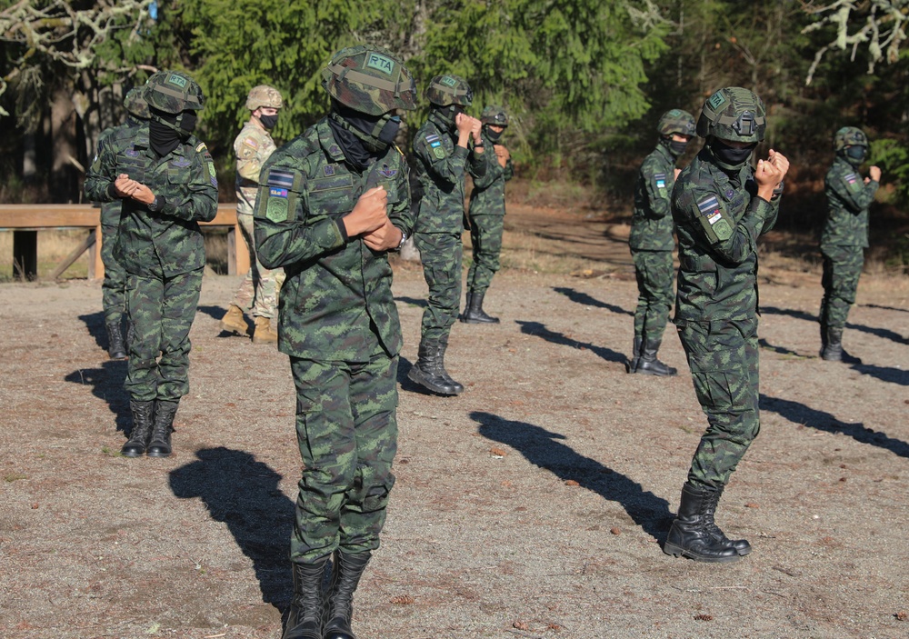 U.S. and Thai Paratroopers conduct bilateral airborne training