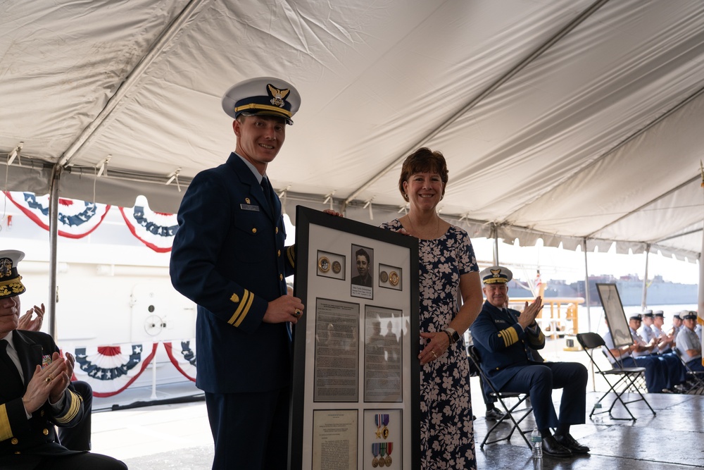 Coast Guard commissions 46th Sentinel-class cutter