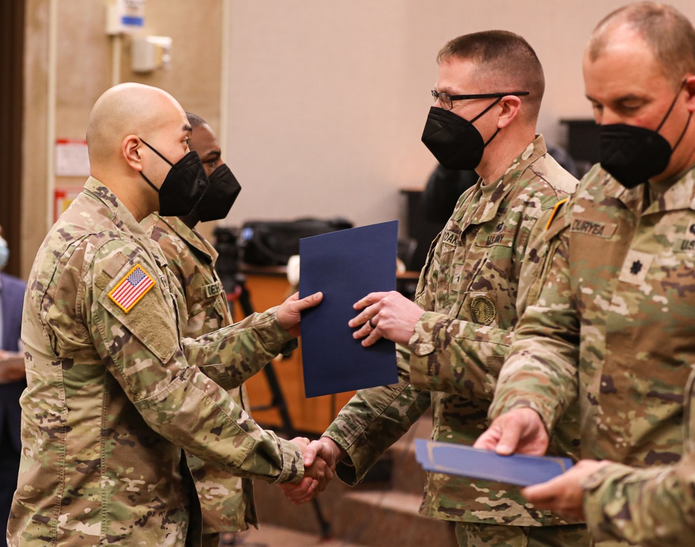 Newark University Hospital Hosts Award Ceremony for Military Medical Team Members