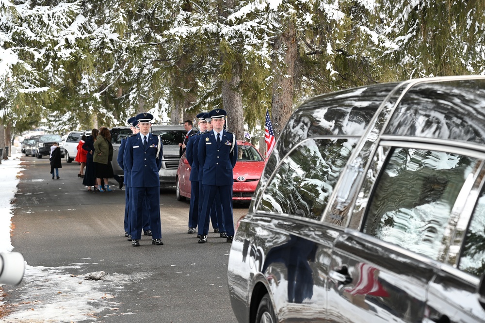 &quot;Candy Bomber&quot; laid to rest