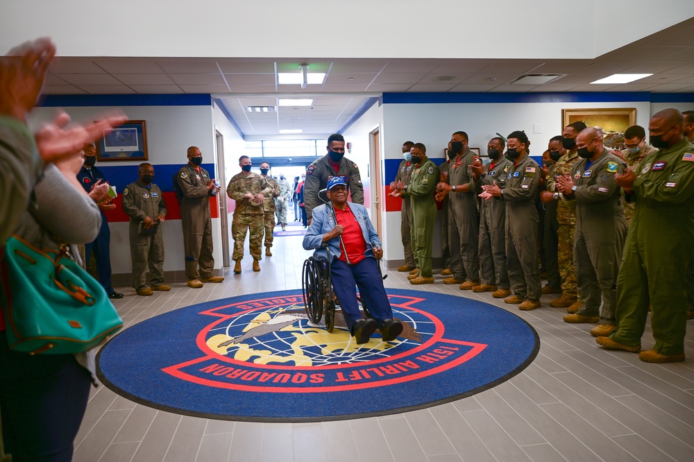 165th Airlift Wing Aircrew Attend Accelerating the Legacy Event