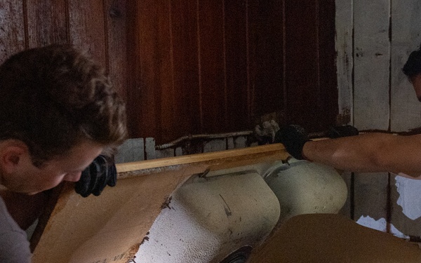 Sailors Volunteer at Habitat for Humanity Build During Mobile Navy Week
