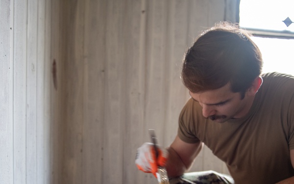 Sailors Volunteer at Habitat for Humanity Build During Mobile Navy Week