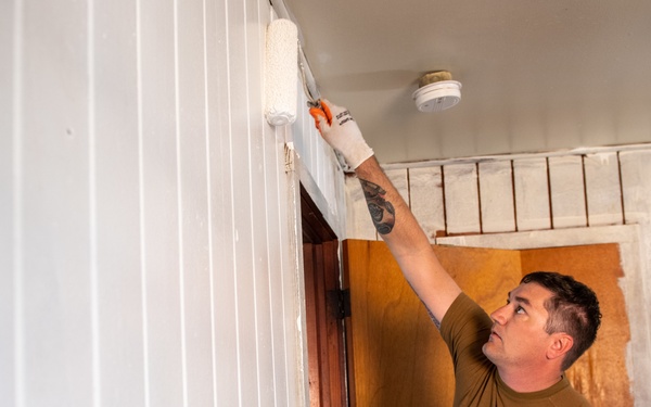 Sailors Volunteer at Habitat for Humanity Build During Mobile Navy Week