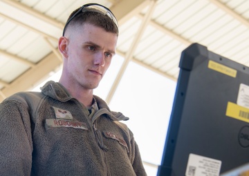 Wireless capable ruggedized laptops enhance maintenance capabilities