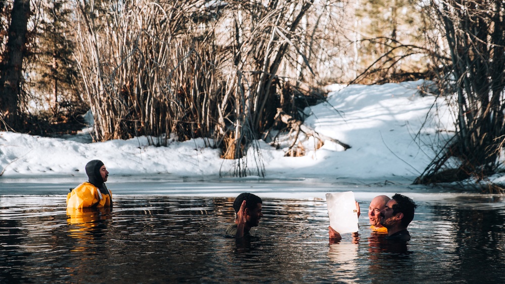 3/3 Conducts MTX 2-22: Service Members Conduct Hypothermia Training