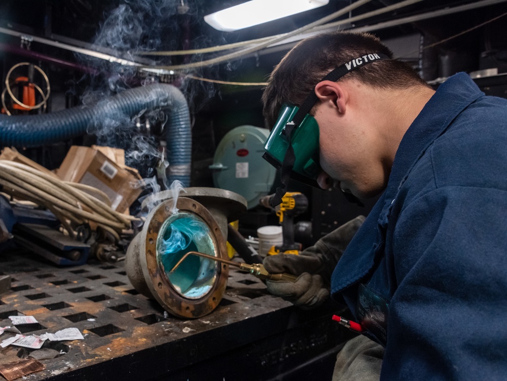 USS Portland (LPD 27) Daily Operations-Welding