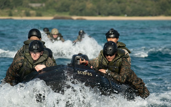 JWX 22 | CLB-4 Marines conduct amphibious resupply with Combat Rubber Raiding Craft