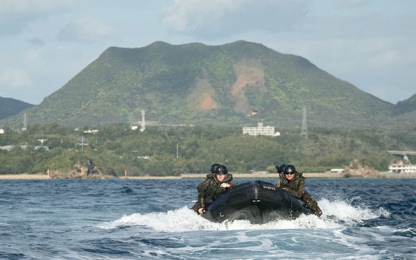 JWX 22 | CLB-4 Marines conduct amphibious resupply with Combat Rubber Raiding Craft