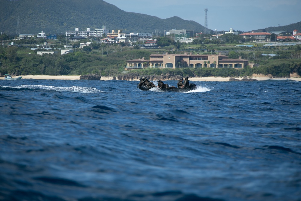 JWX 22 | CLB-4 Marines conduct amphibious resupply with Combat Rubber Raiding Craft