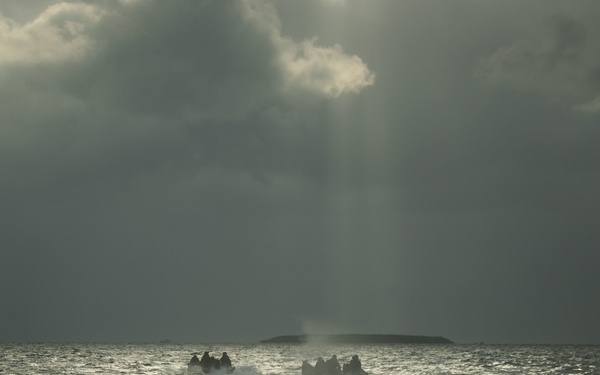 JWX 22 | CLB-4 Marines conduct amphibious resupply with Combat Rubber Raiding Craft