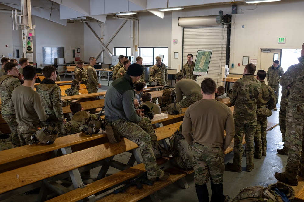 Air Force special warfare Airmen gear up for airborne operations at JBER