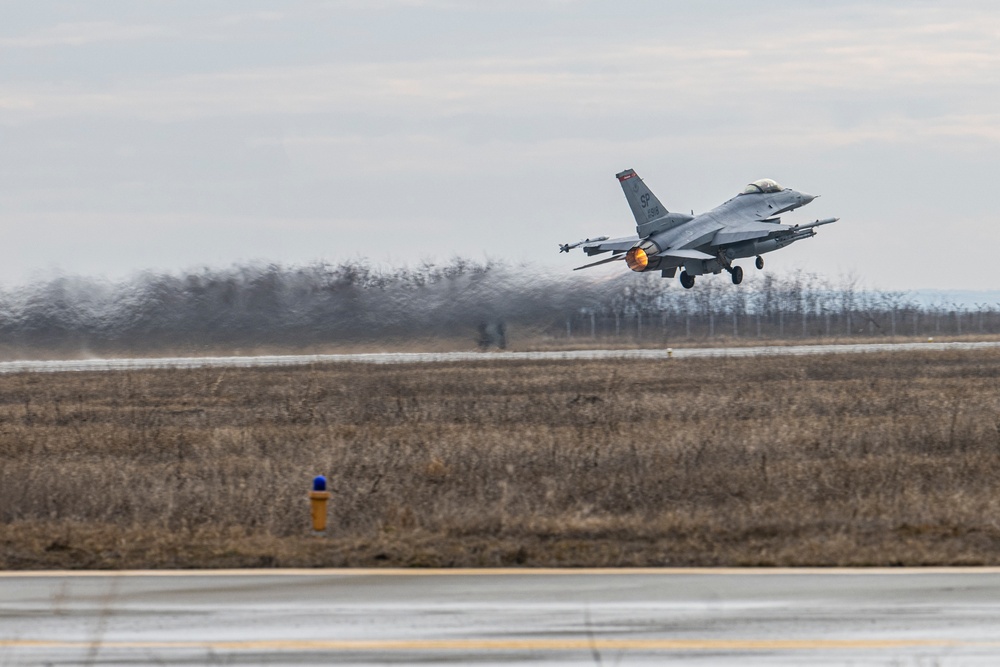 480th EFS arrives in Romania