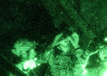 EODMU 3 conducts HVBSS aboard Mobile Bay