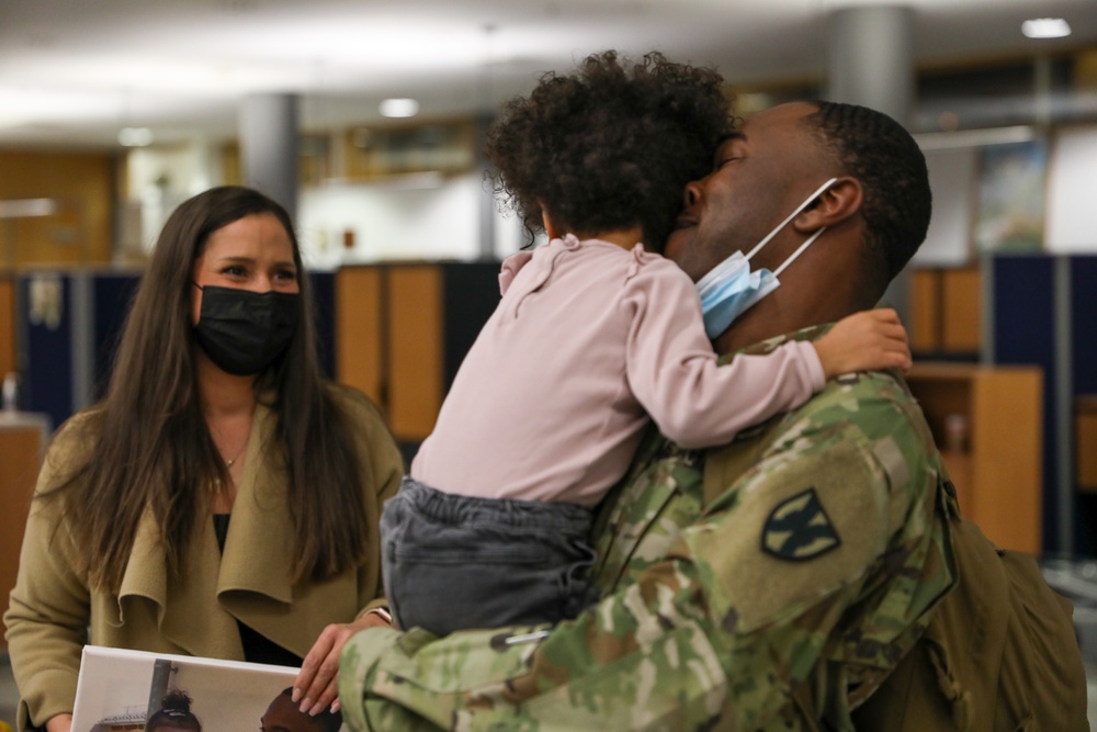 21st Theater Sustainment Command Soldiers return from 9 month deployment